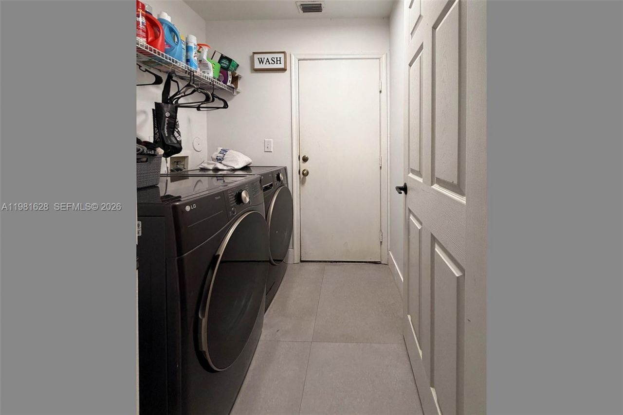 743 SW 121st Ave , Pembroke Pines, FL 33025 Photo