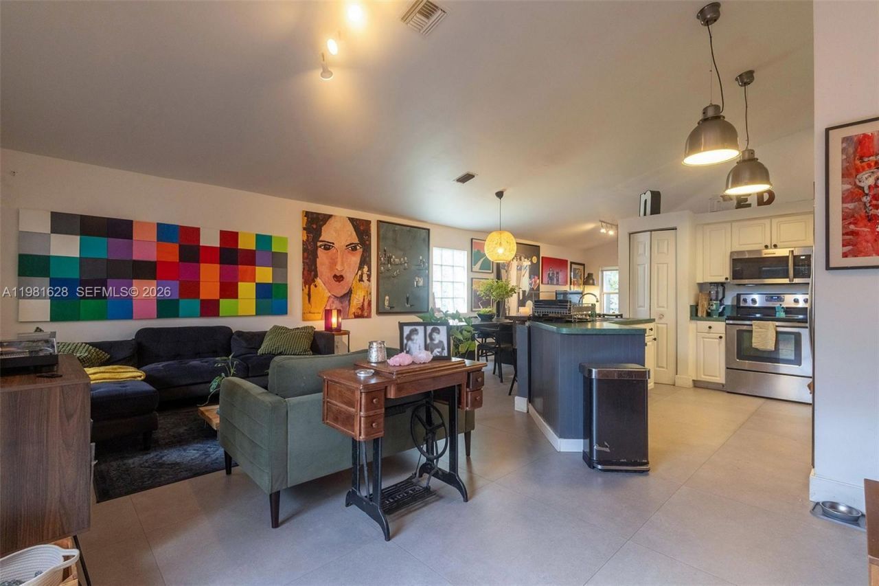 743 SW 121st Ave , Pembroke Pines, FL 33025 Photo