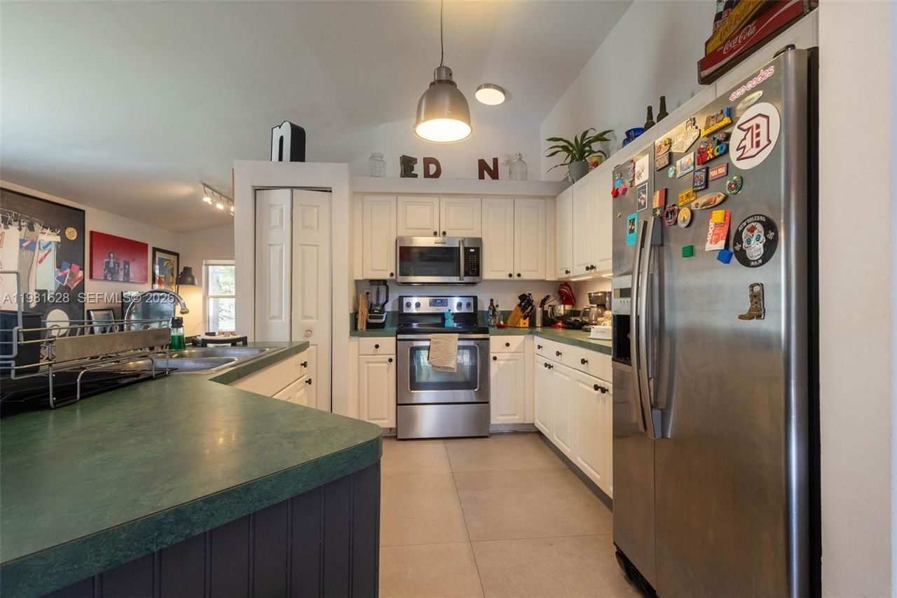 743 SW 121st Ave , Pembroke Pines, FL 33025 Photo