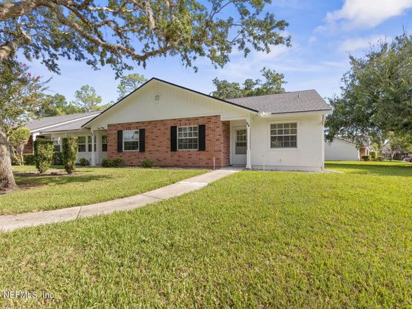 24 KINGS COLONY Court, Palm Coast, FL 32137