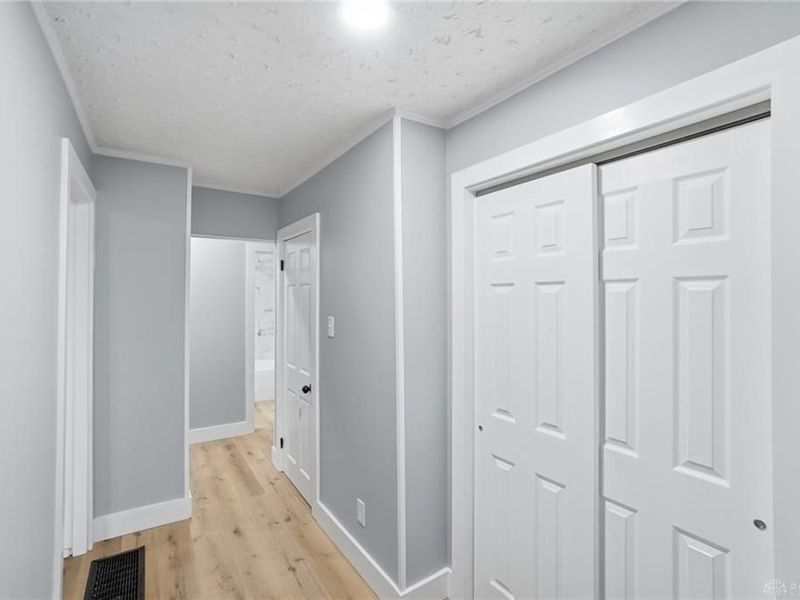 5638 Kitridge Road, Dayton, OH 45424 Photo 8