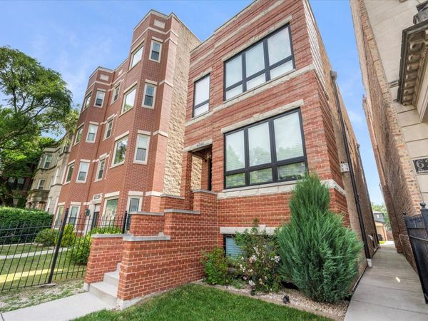 6241 S Woodlawn Avenue , Chicago, IL 60637