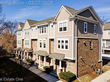 1081 N Sherman Drive, Royal Oak Twp, MI 48067