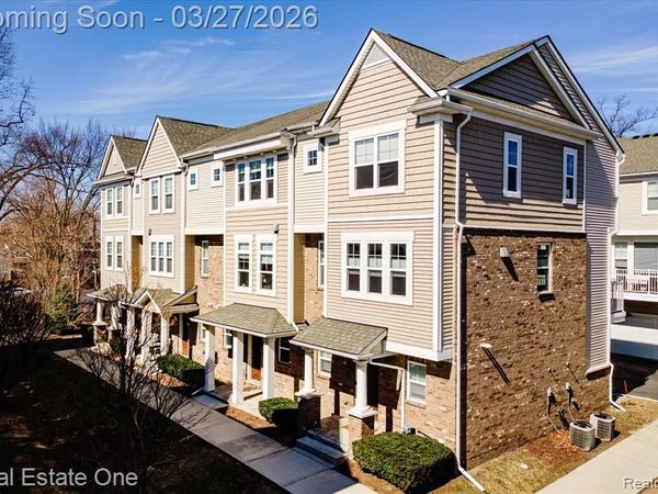 1081 N Sherman Drive, Royal Oak Twp, MI 48067