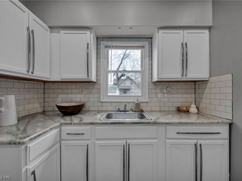 13315 Thornhurst Avenue, Garfield Heights, OH 44105 Photo 14