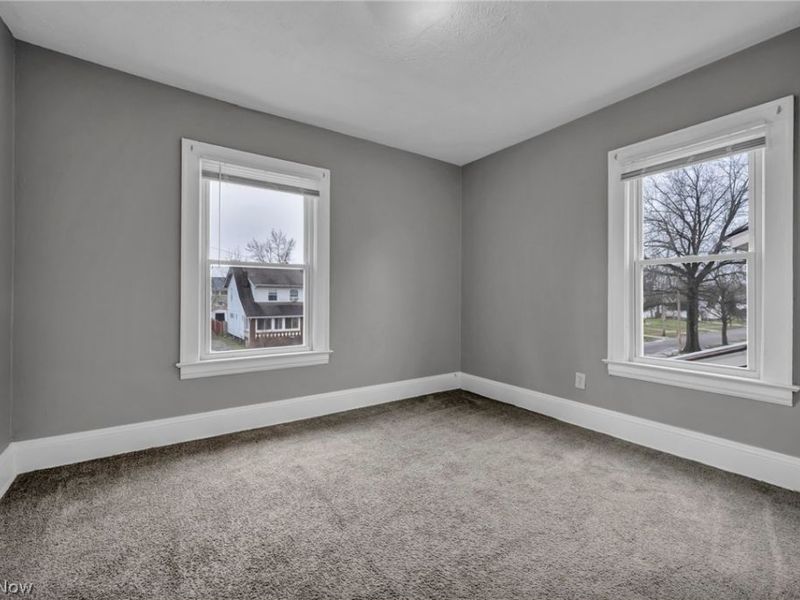 13315 Thornhurst Avenue, Garfield Heights, OH 44105 Photo 25