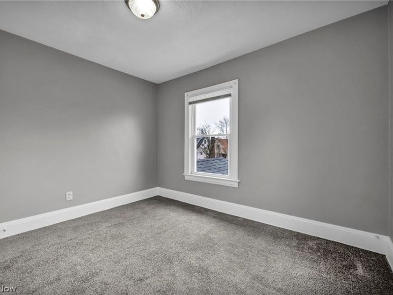 13315 Thornhurst Avenue, Garfield Heights, OH 44105 Photo 27