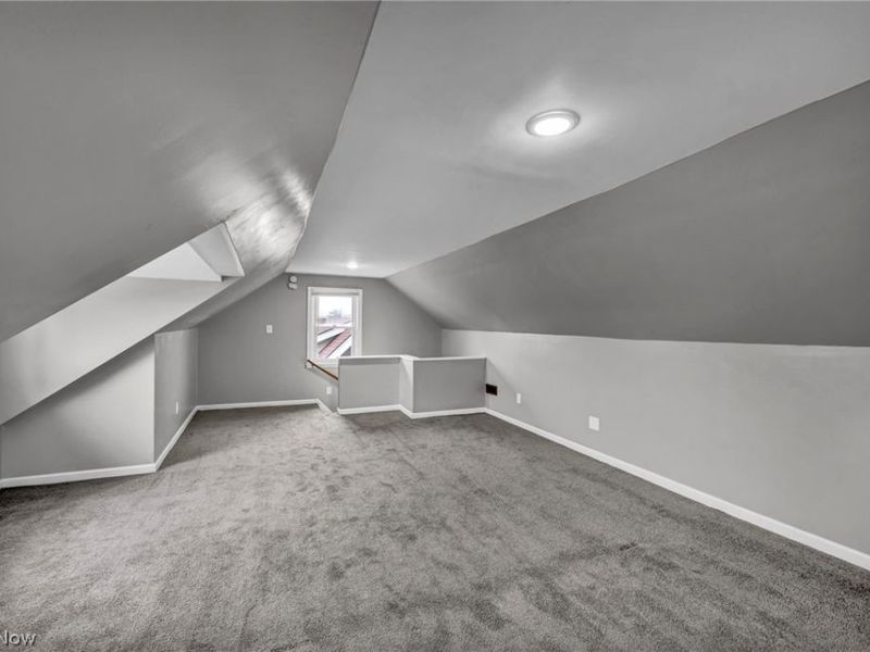 13315 Thornhurst Avenue, Garfield Heights, OH 44105 Photo 32