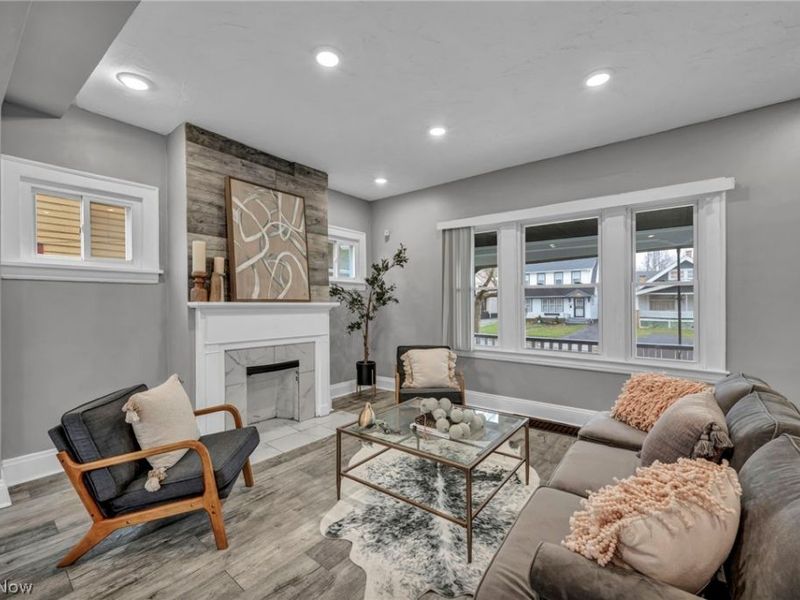 13315 Thornhurst Avenue, Garfield Heights, OH 44105 Photo 5