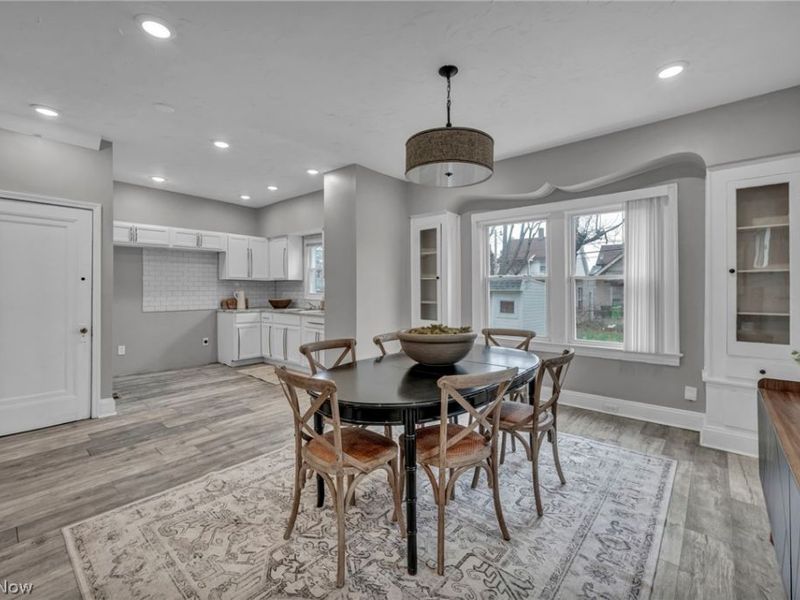 13315 Thornhurst Avenue, Garfield Heights, OH 44105 Photo 9