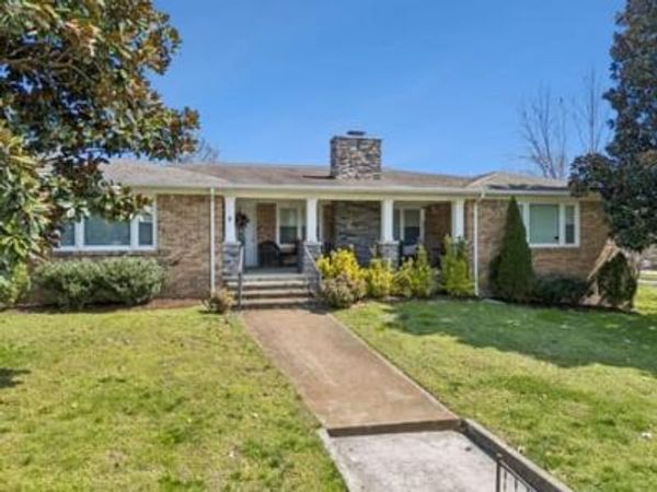 208 N Main St , Cornersville, TN 37047