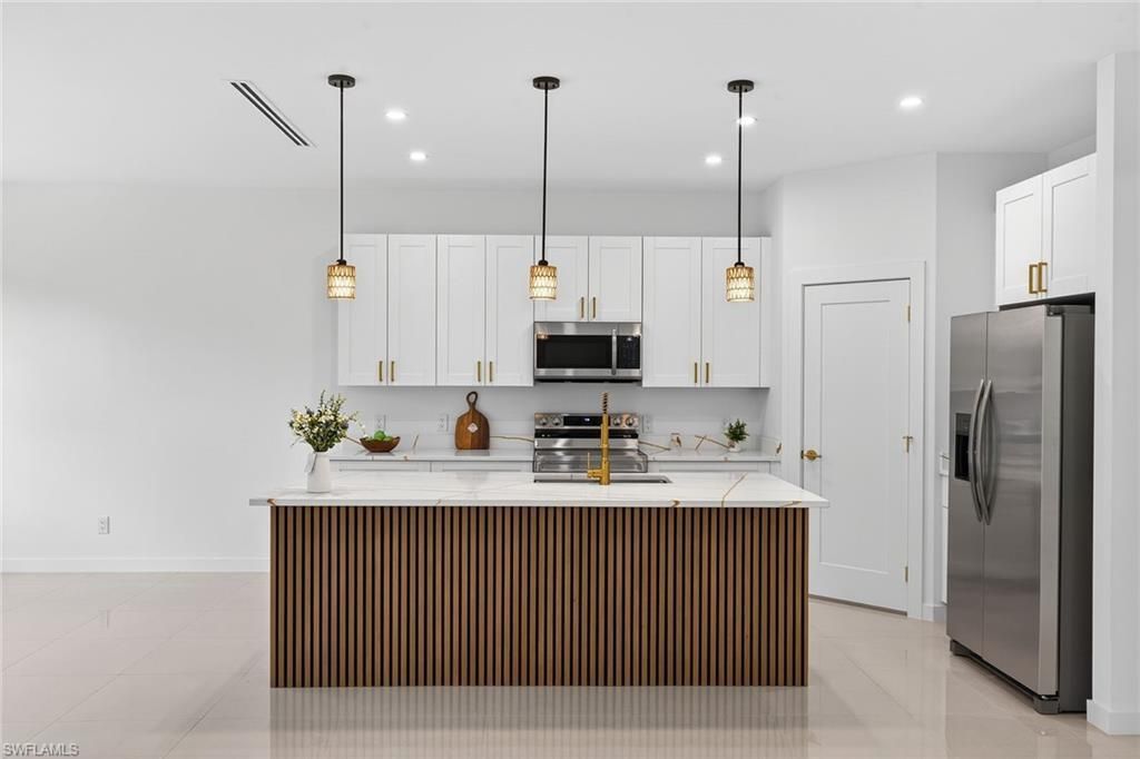 23493 Roscoe Ave, Port Charlotte, FL 33980 Photo