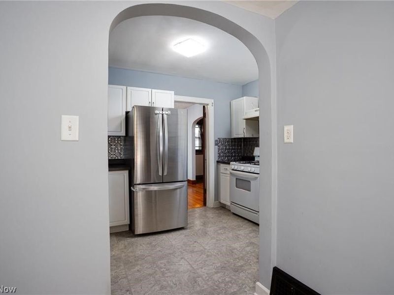 41 E Rosewood Avenue, Akron, OH 44301 Photo 11