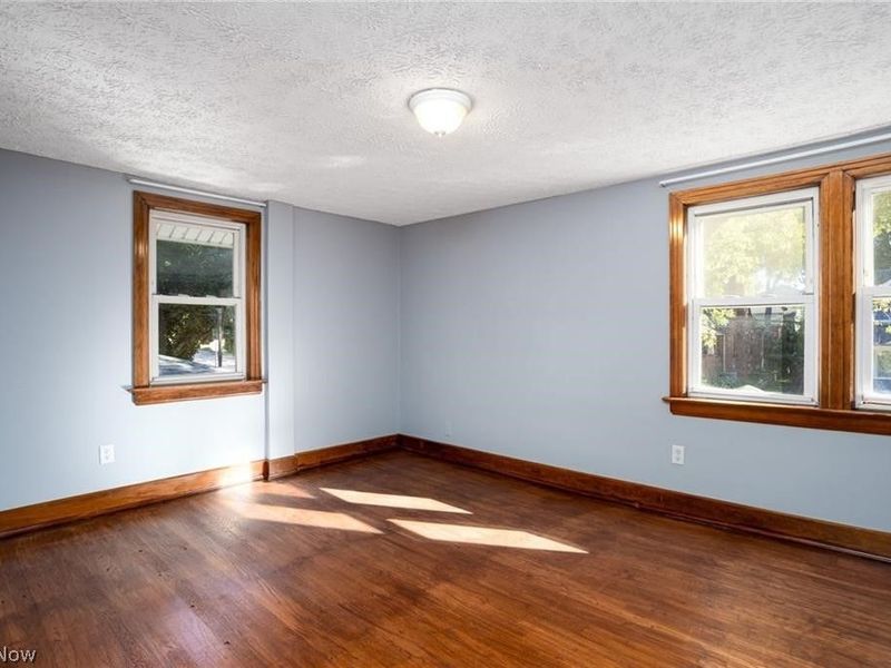 41 E Rosewood Avenue, Akron, OH 44301 Photo 16