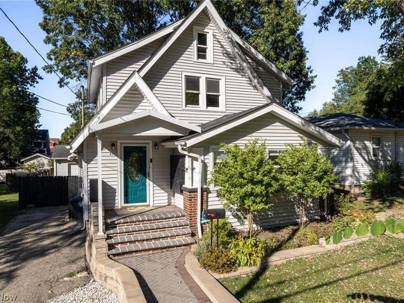 41 E Rosewood Avenue, Akron, OH 44301 Photo 2