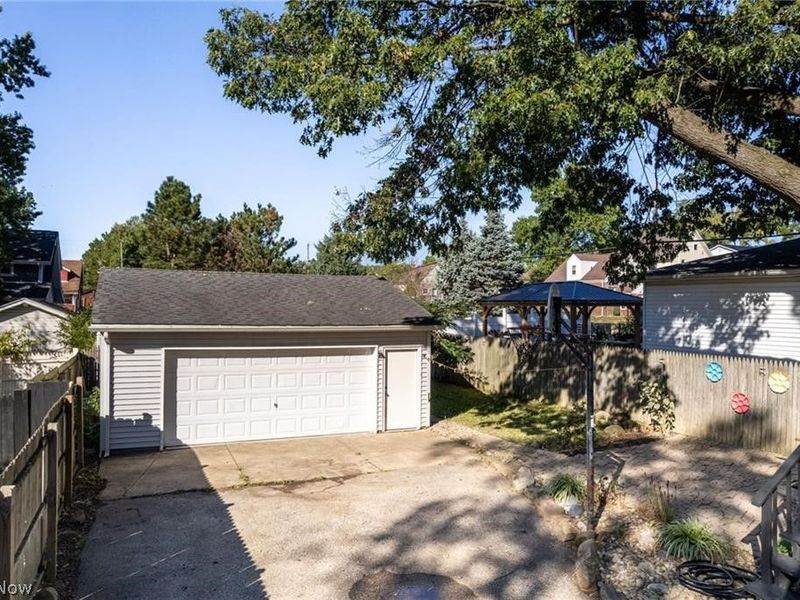 41 E Rosewood Avenue, Akron, OH 44301 Photo 31