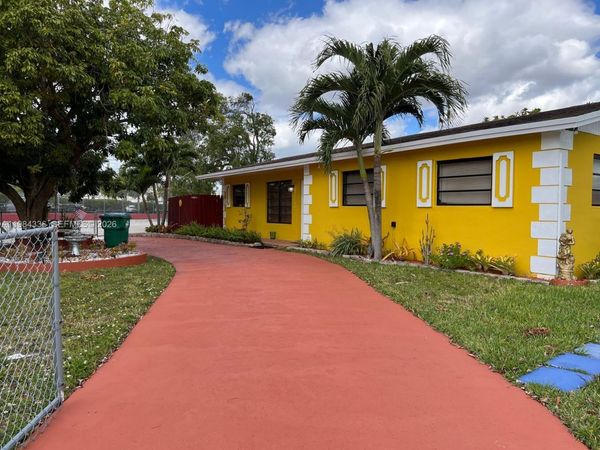 12135 SW 182nd Ter, Unit 12135, Miami, FL 33177