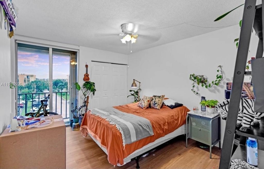 9240 Fontainebleau Blvd , Unit 506, Miami, FL 33172 Photo