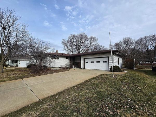 1920 PLEASANT VIEW DRIVE, Wisconsin Rapids, WI 54494