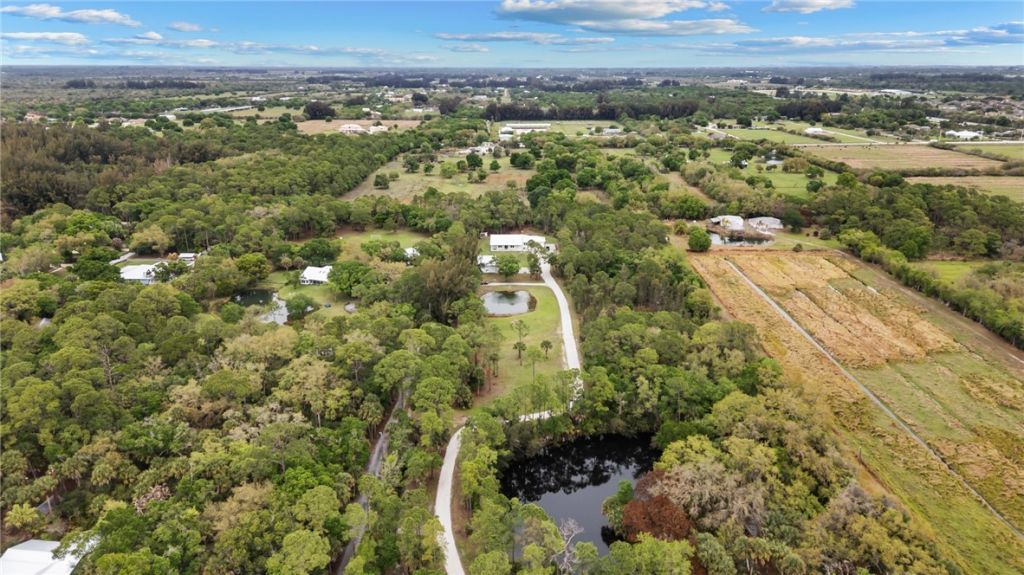 6950 41st Street, Vero Beach, FL 32967 Photo