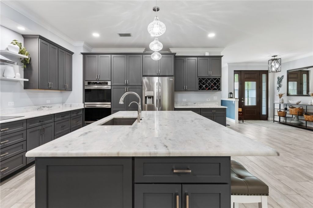 6950 41st Street, Vero Beach, FL 32967 Photo