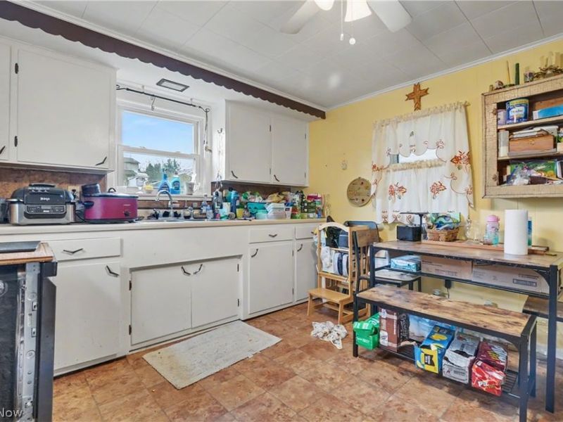 145 Sherman Street, Lisbon, OH 44432 Photo 4