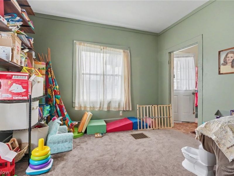 145 Sherman Street, Lisbon, OH 44432 Photo 8