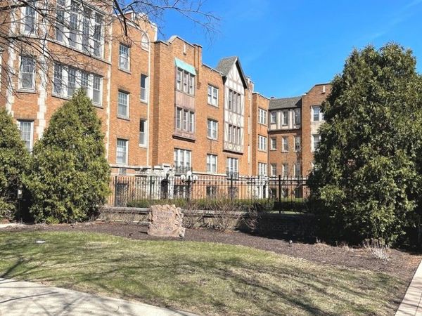 10925 S Longwood Drive , Unit 1, Chicago, IL 60643