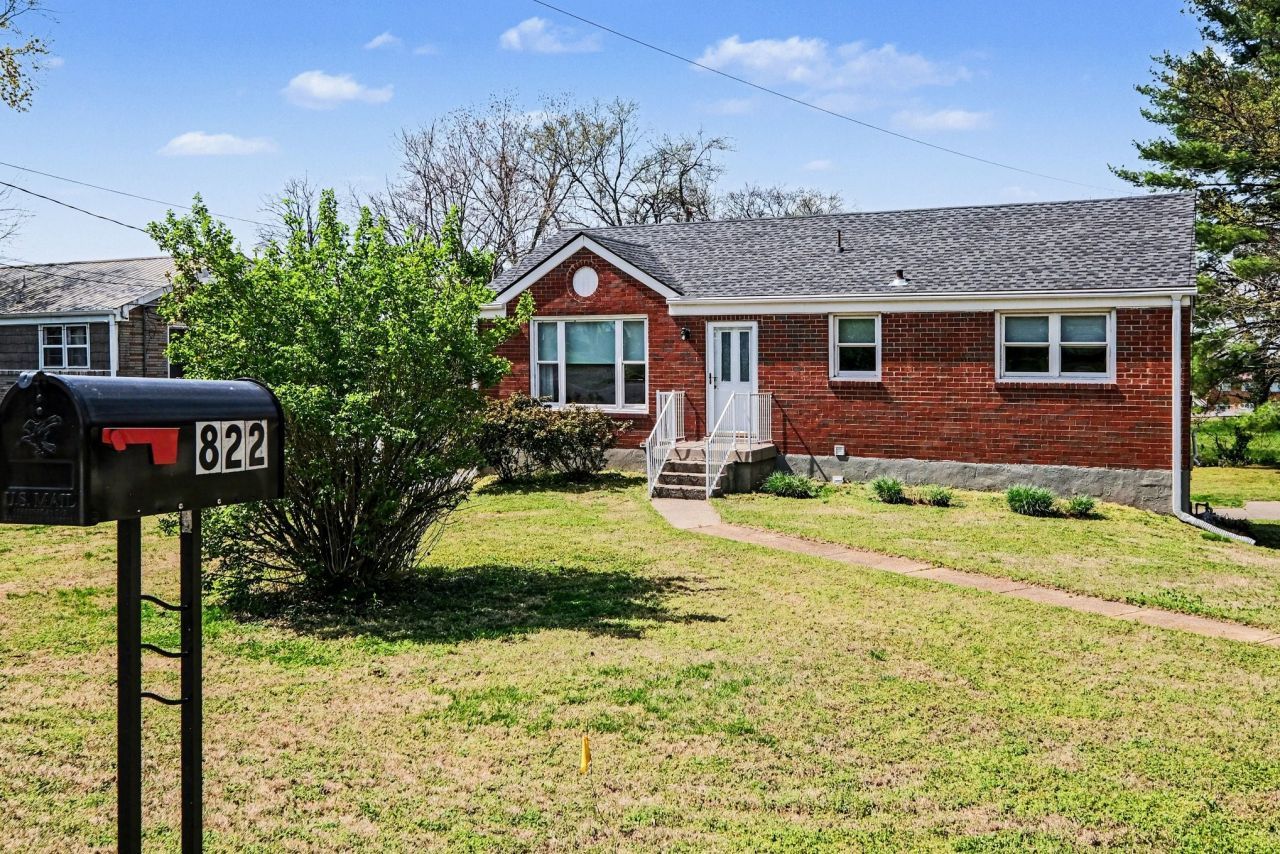 822 Kent Rd, Nashville, TN 37214 Main Photo