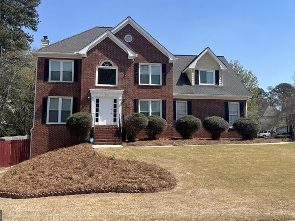 930 Cedar Bluff Trail SW, Lilburn, GA 30047