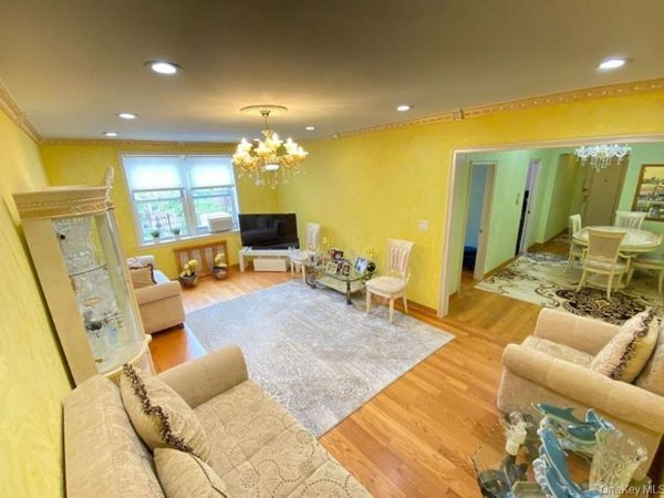 6361 99th Street , Unit D4, Rego Park, NY 11374