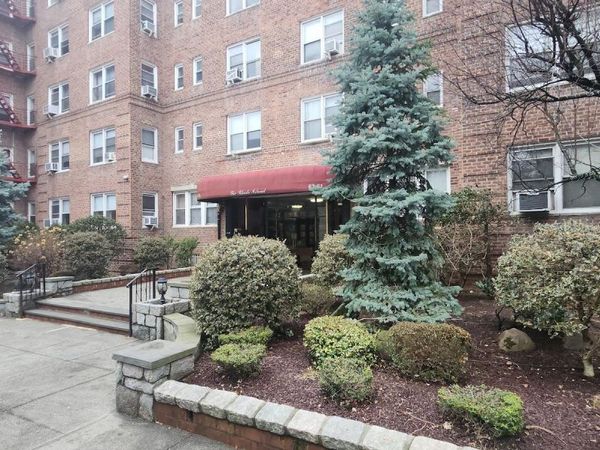 6361 99th Street , Unit D4, Rego Park, NY 11374