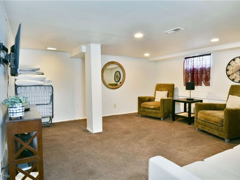 374 Meadowbrook Avenue SE, Warren, OH 44483 Photo 24