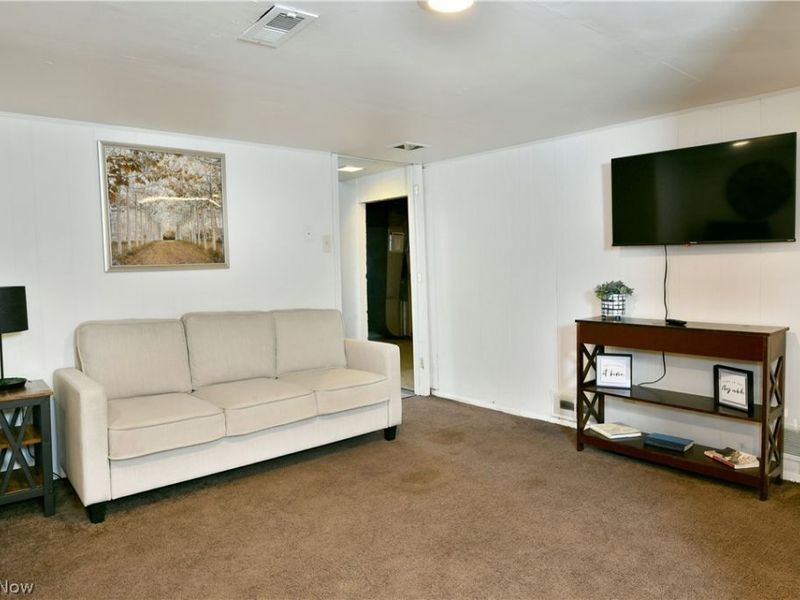 374 Meadowbrook Avenue SE, Warren, OH 44483 Photo 26