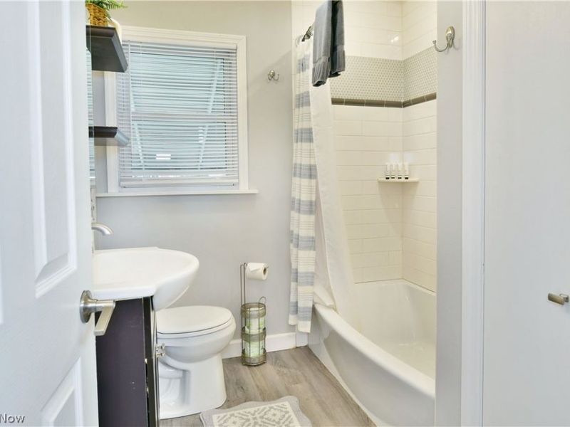 1153 Meadowbrook Avenue SE, Warren, OH 44484 Photo 13