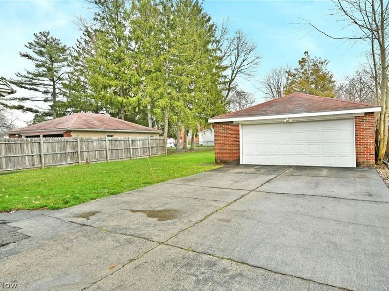 1153 Meadowbrook Avenue SE, Warren, OH 44484 Photo 32