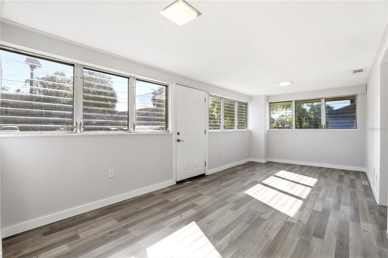 918 Shoreview Drive, Orlando, FL 32807 Photo