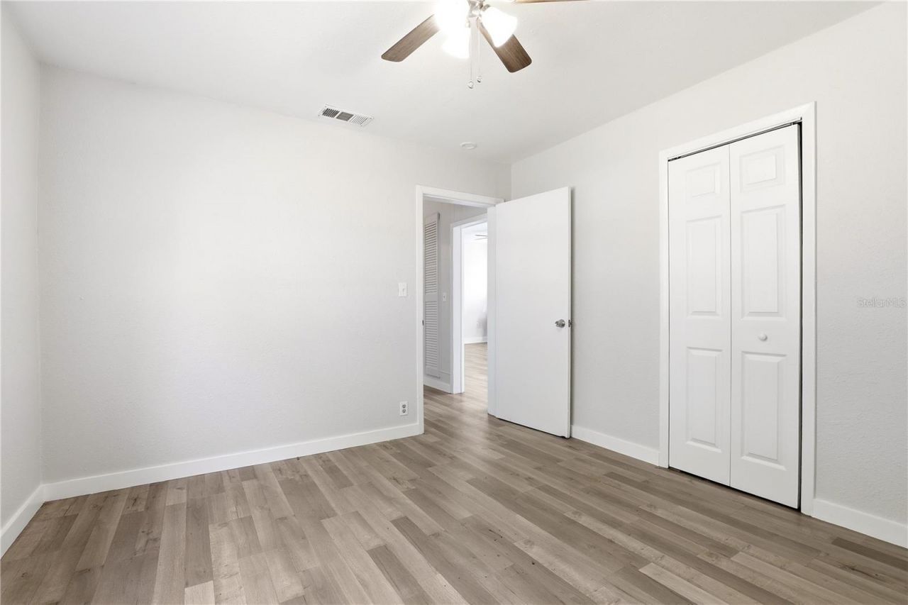 918 Shoreview Drive, Orlando, FL 32807 Photo