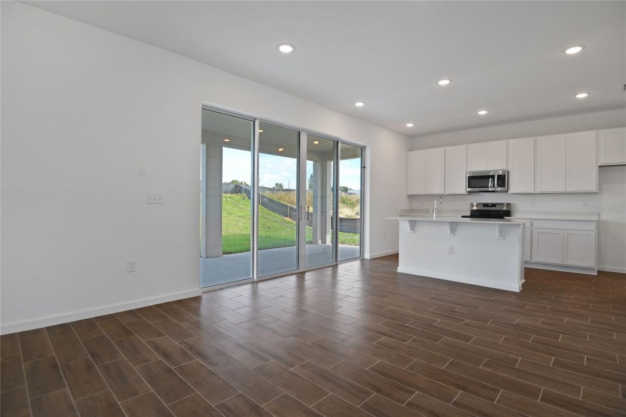 1265 Daisy Hill Avenue, Dundee, FL 33838 Photo