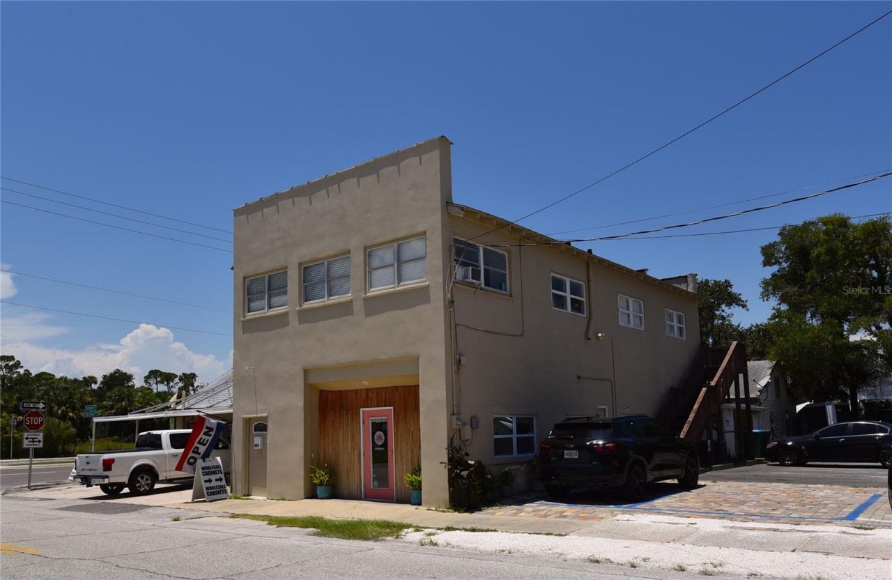 225 S Dixie Freeway, New Smyrna Beach, FL 32168 Photo