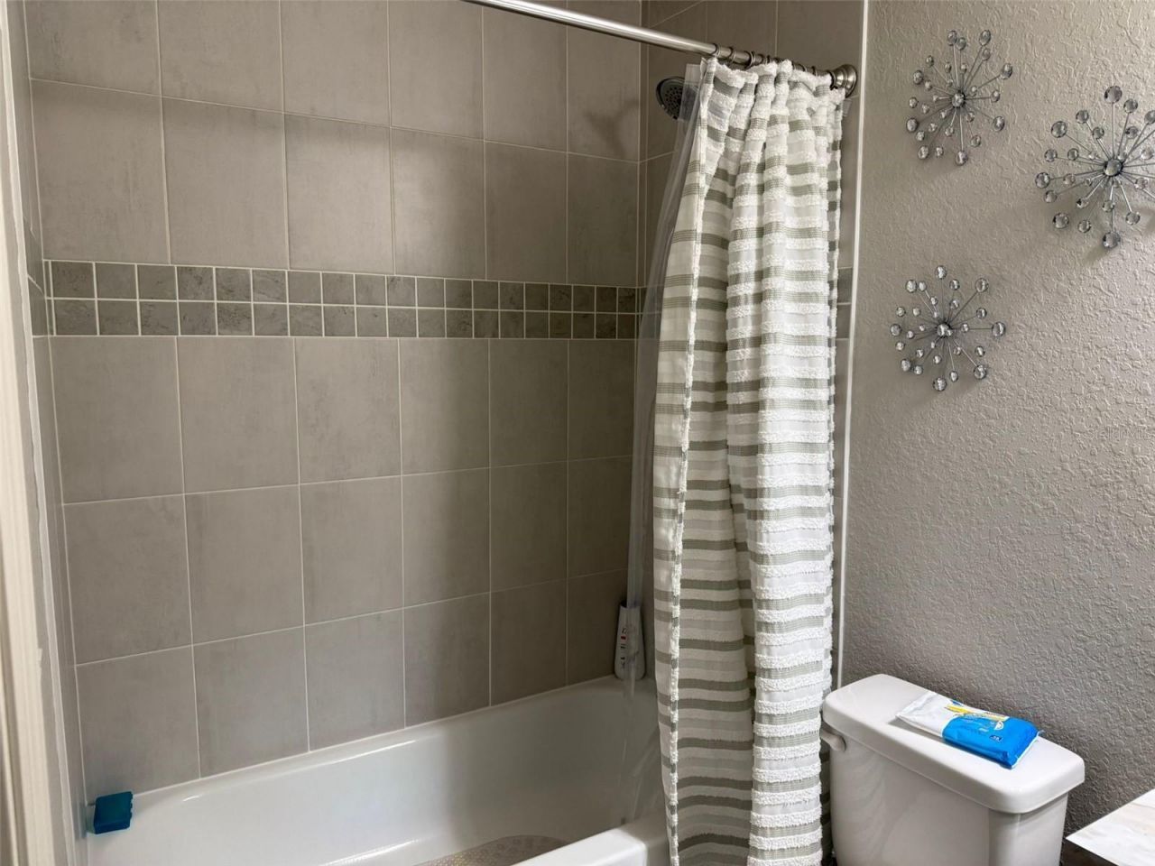 1046 Tropea Lane , Auburndale, FL 33823 Photo