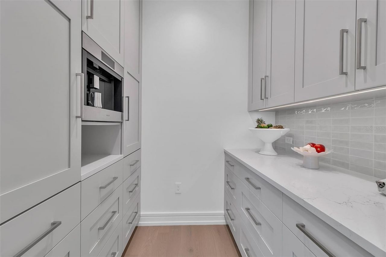 943 Pomelo Place, Sarasota, FL 34236 Photo