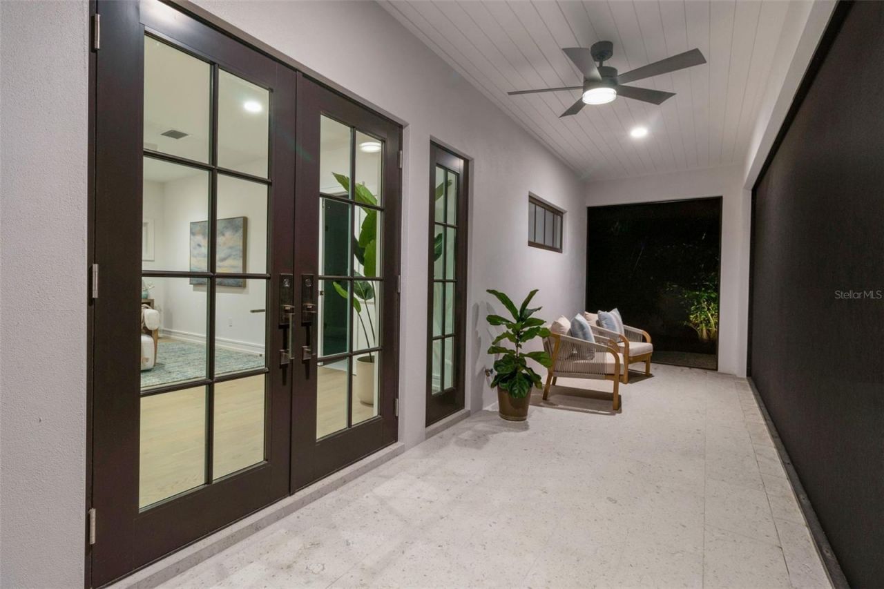 943 Pomelo Place, Sarasota, FL 34236 Photo