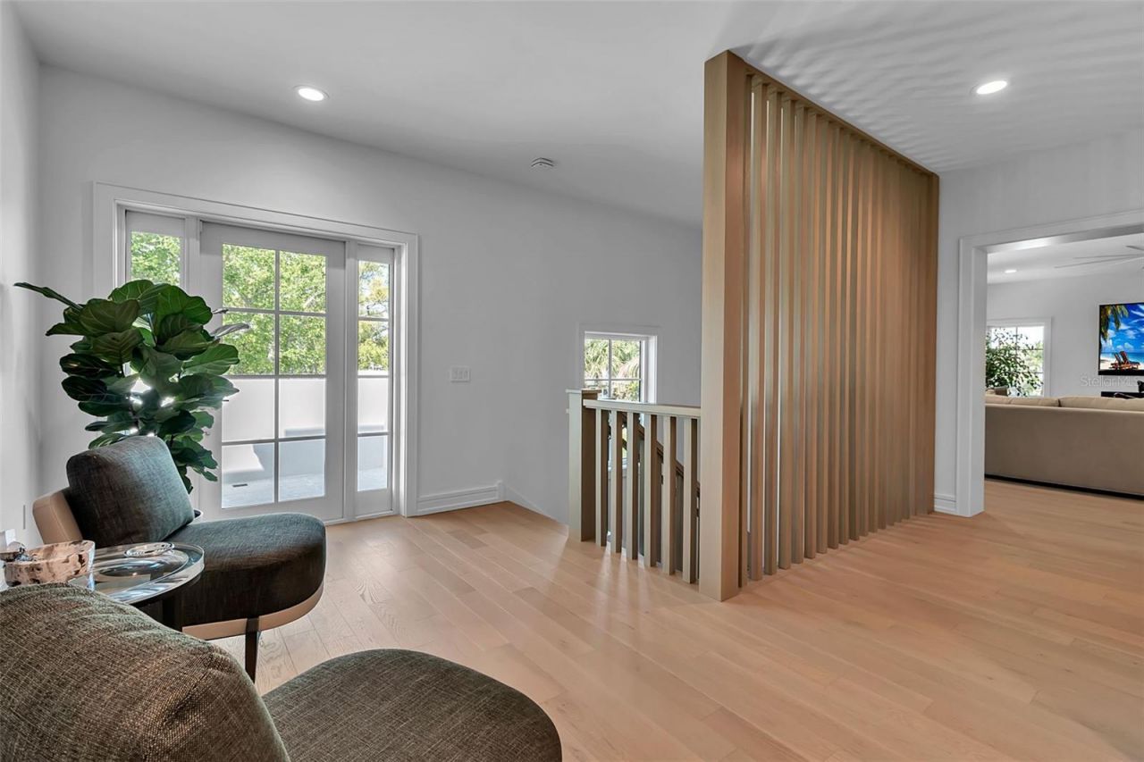 943 Pomelo Place, Sarasota, FL 34236 Photo