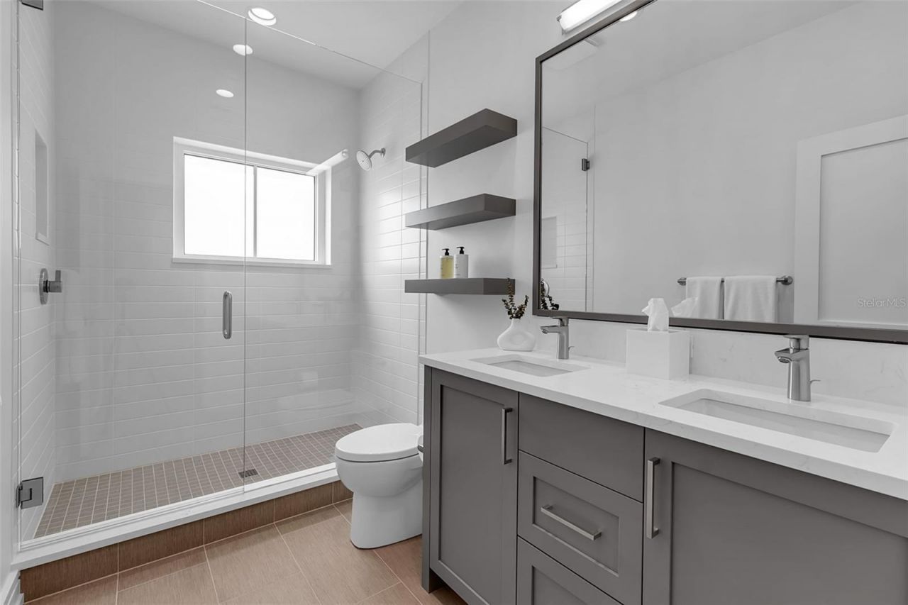 943 Pomelo Place, Sarasota, FL 34236 Photo