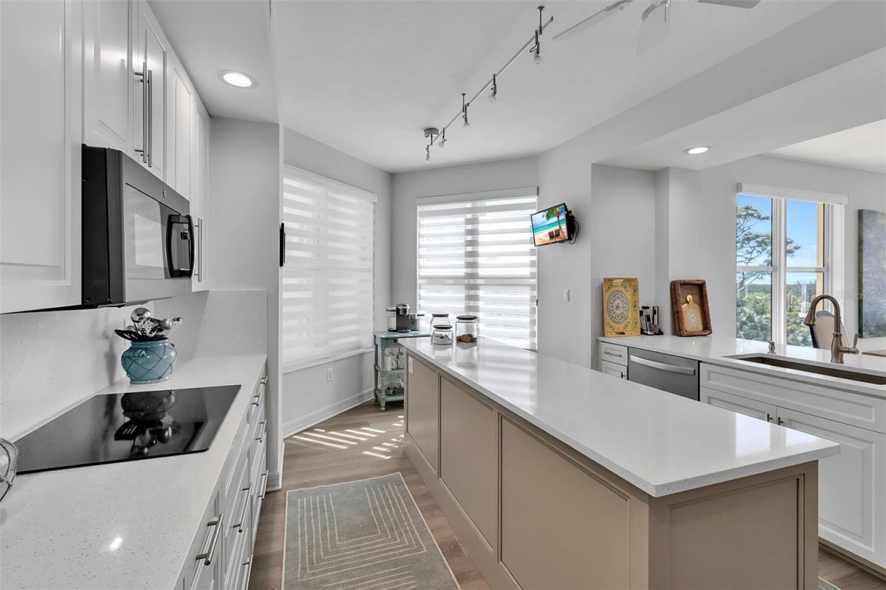 393 N Point Road , Unit 401, Osprey, FL 34229 Photo