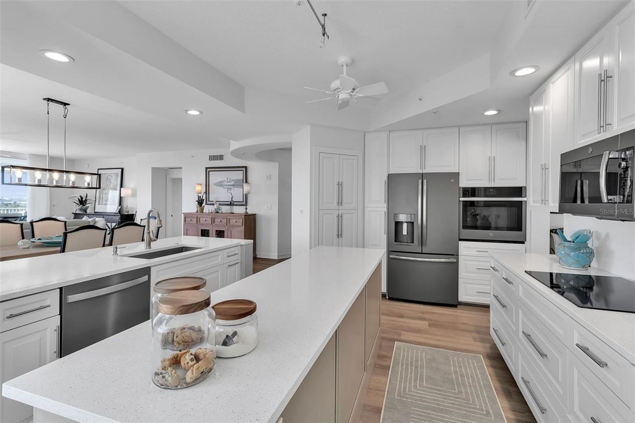 393 N Point Road , Unit 401, Osprey, FL 34229 Photo