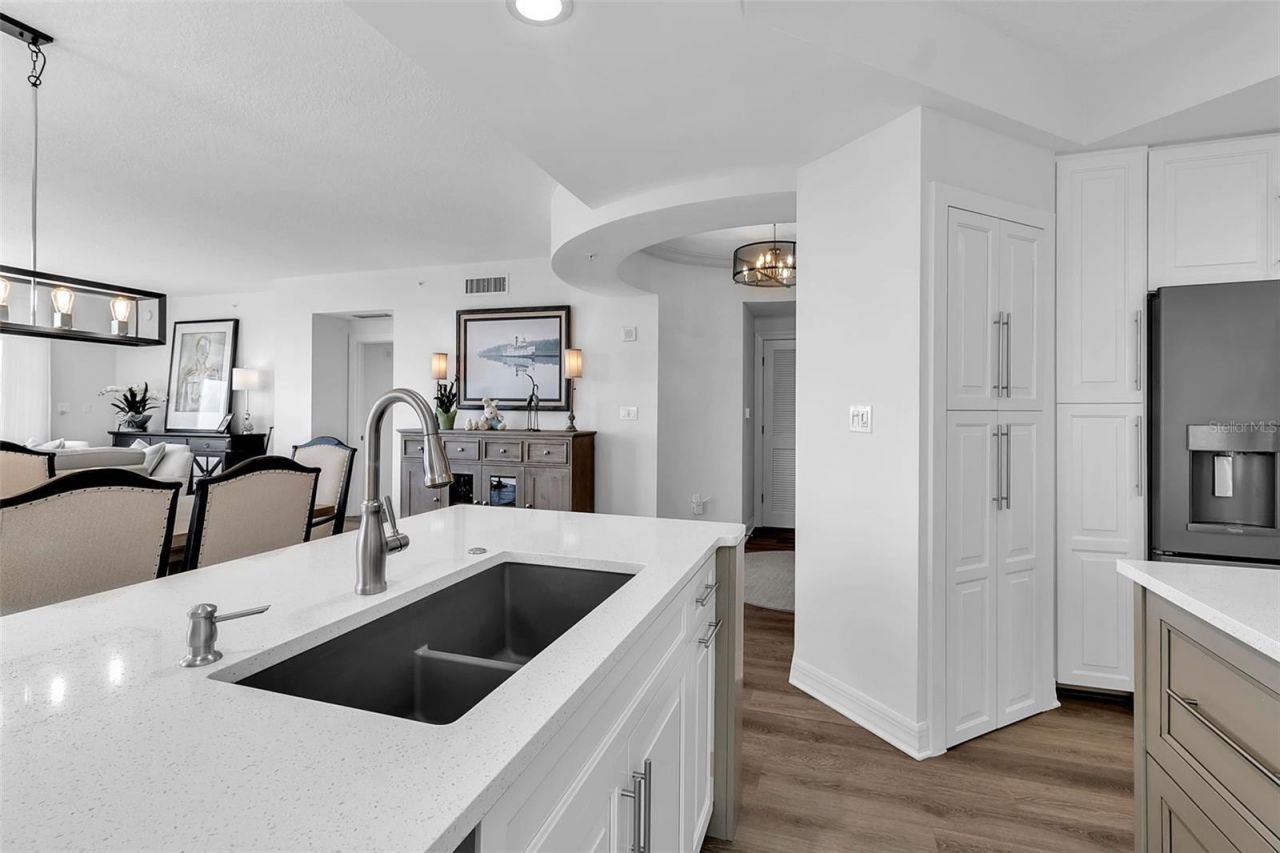 393 N Point Road , Unit 401, Osprey, FL 34229 Photo