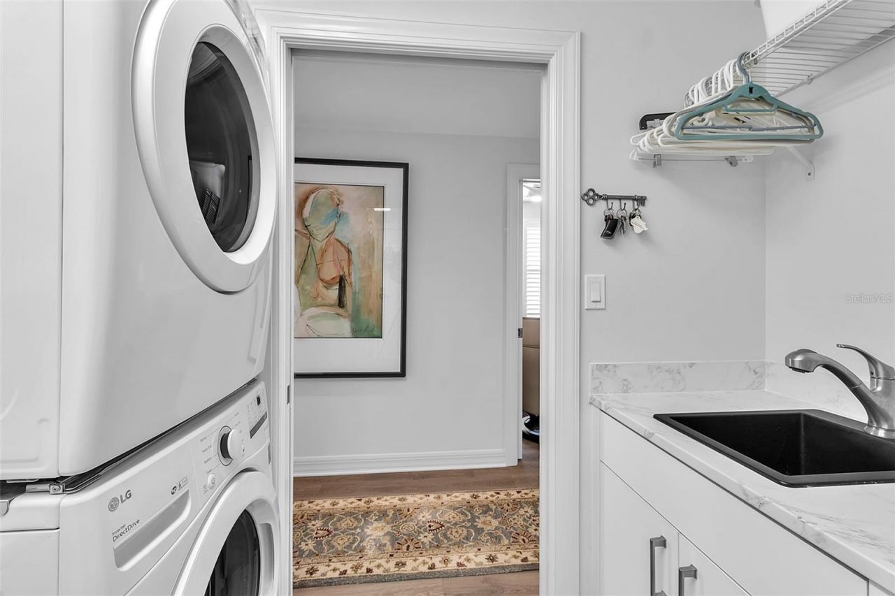 393 N Point Road , Unit 401, Osprey, FL 34229 Photo