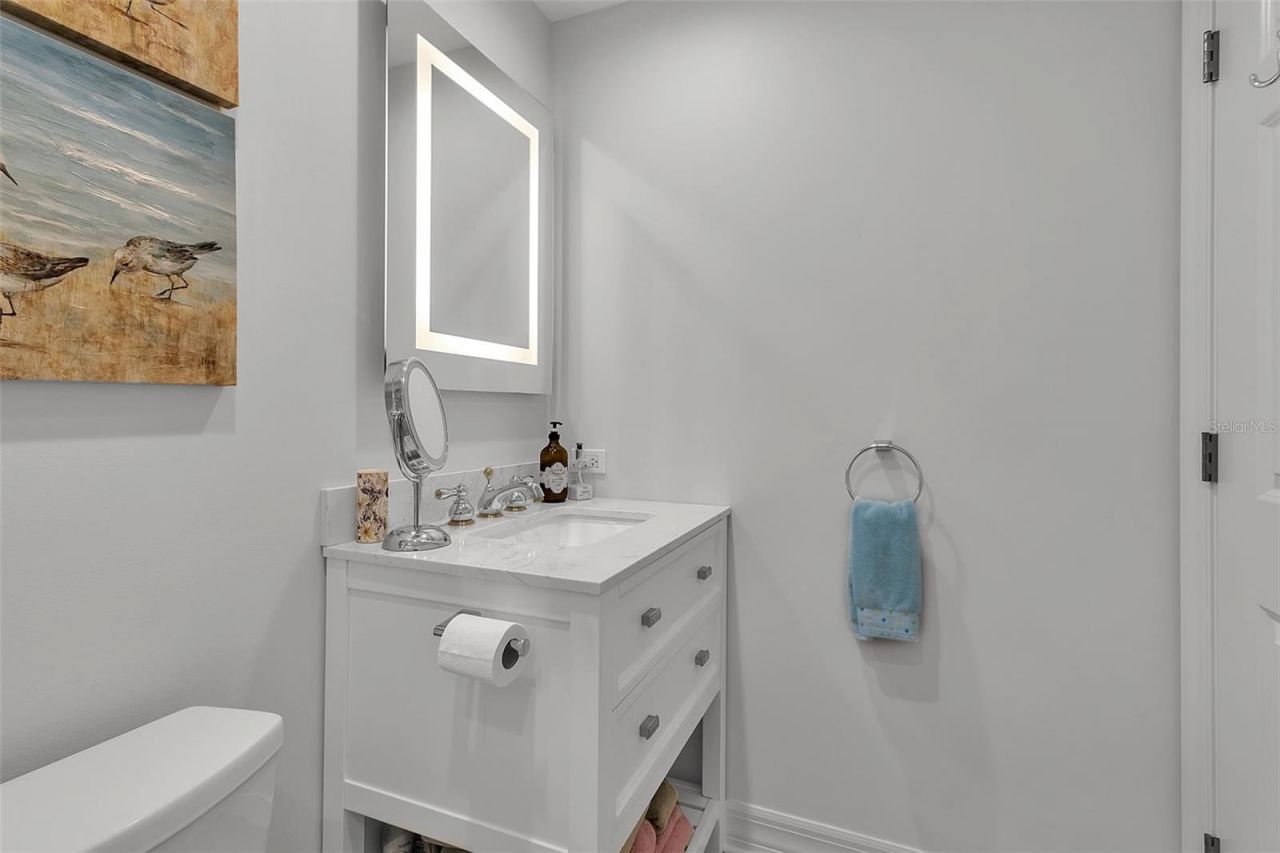 393 N Point Road , Unit 401, Osprey, FL 34229 Photo